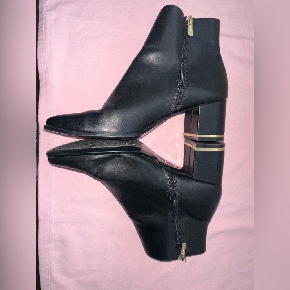 Calvin Klein Fioranna Woman’s Black Ankle Boots Size 10 - Picture 9 of 12
